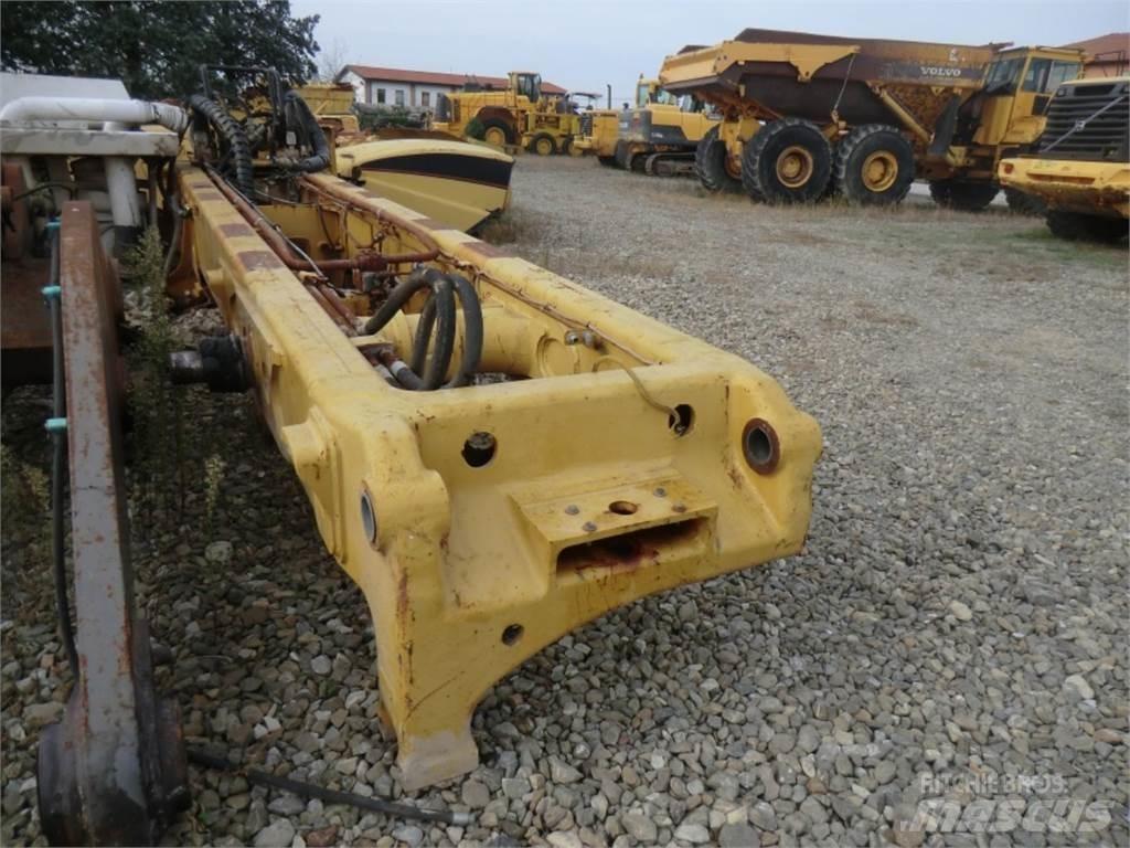 CAT 735 Chassis en ophanging