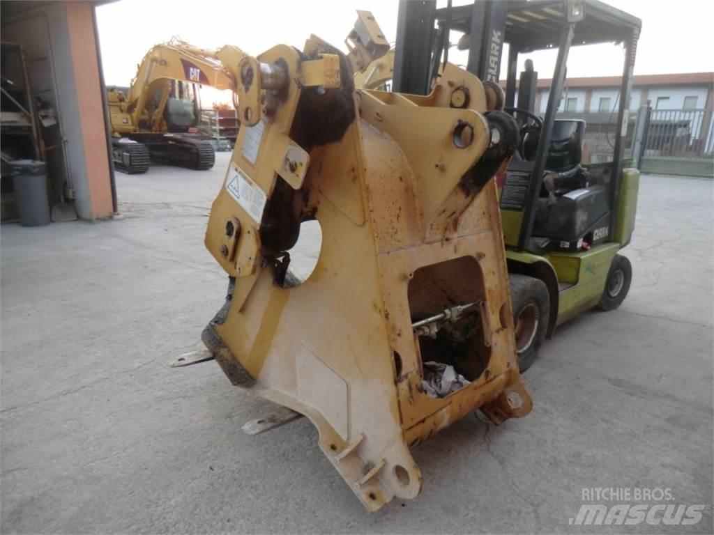 CAT 928G Chassis en ophanging