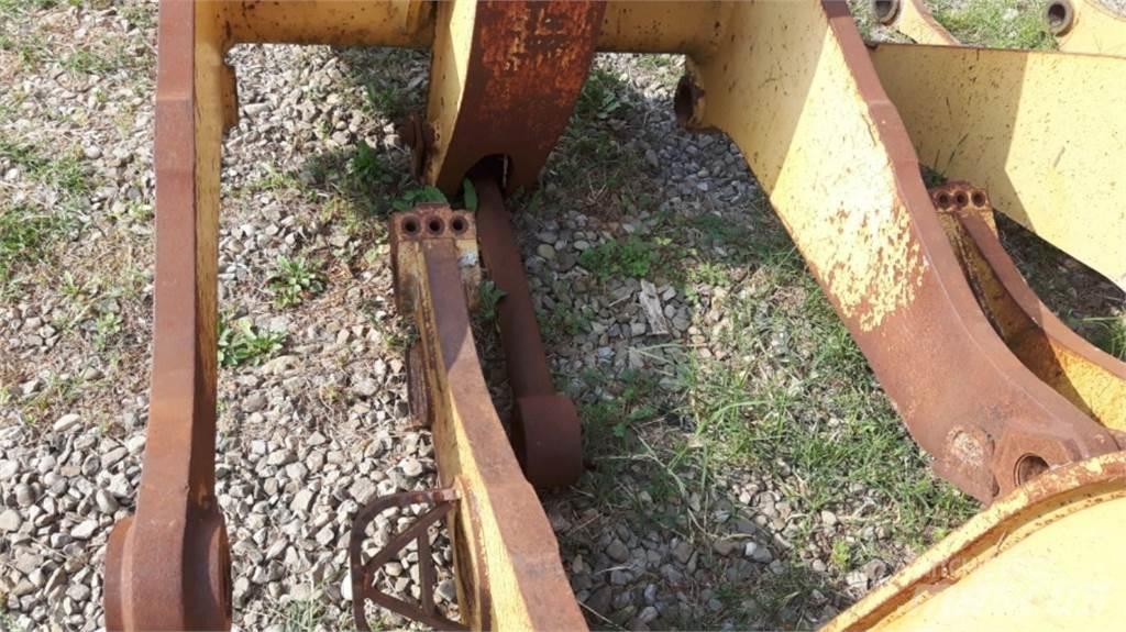 CAT 953 Chassis en ophanging