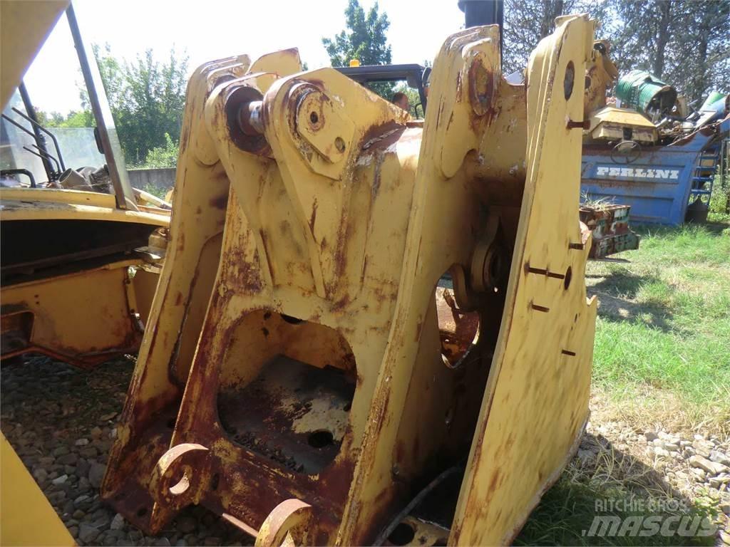 CAT 963D Chassis en ophanging