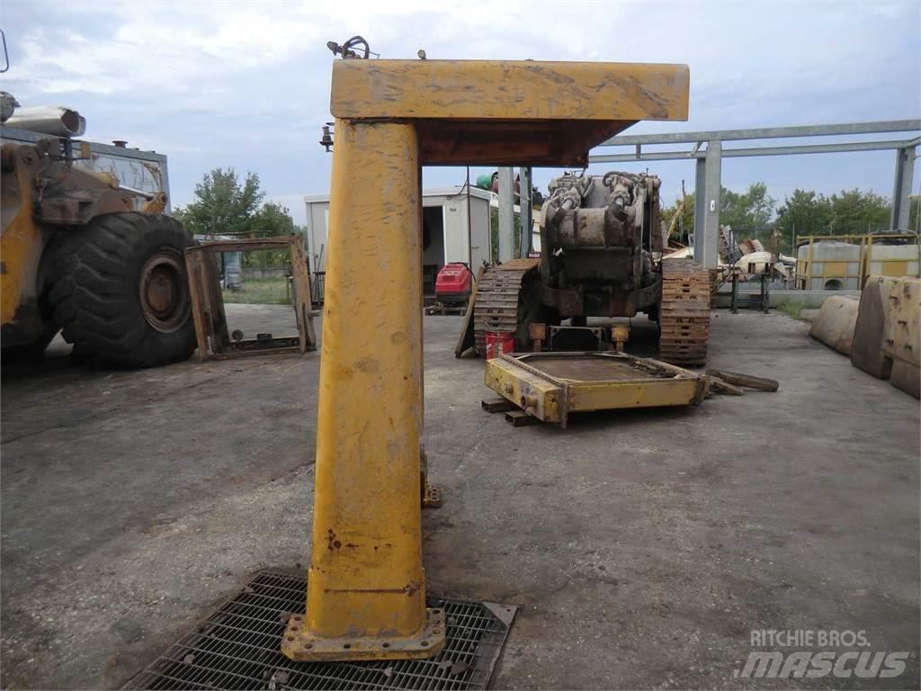 CAT 988B Chassis en ophanging