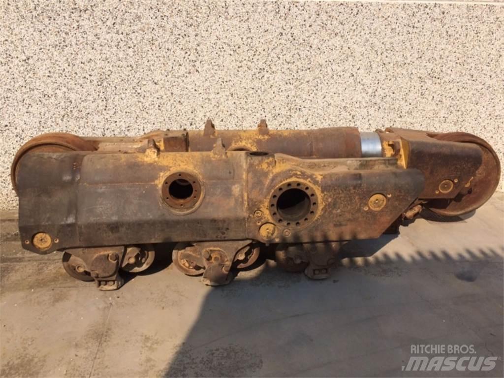 CAT  D8L Rupsbanden, kettingen en onderstel