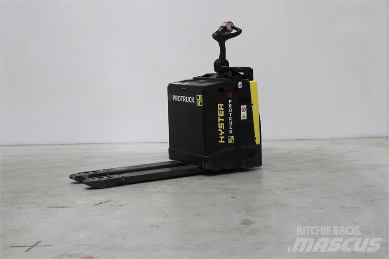 Hyster P2.0S Meerij pallettruck met platform
