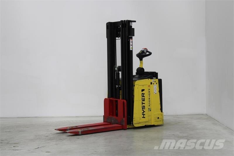 Hyster P2.0S Meerij pallettruck met platform