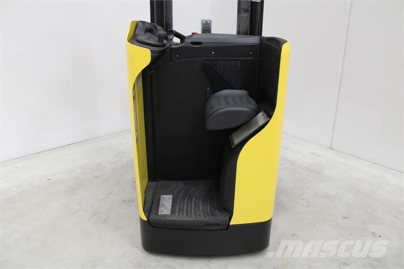Hyster RS1.6 Zelfrijdende stapelaars