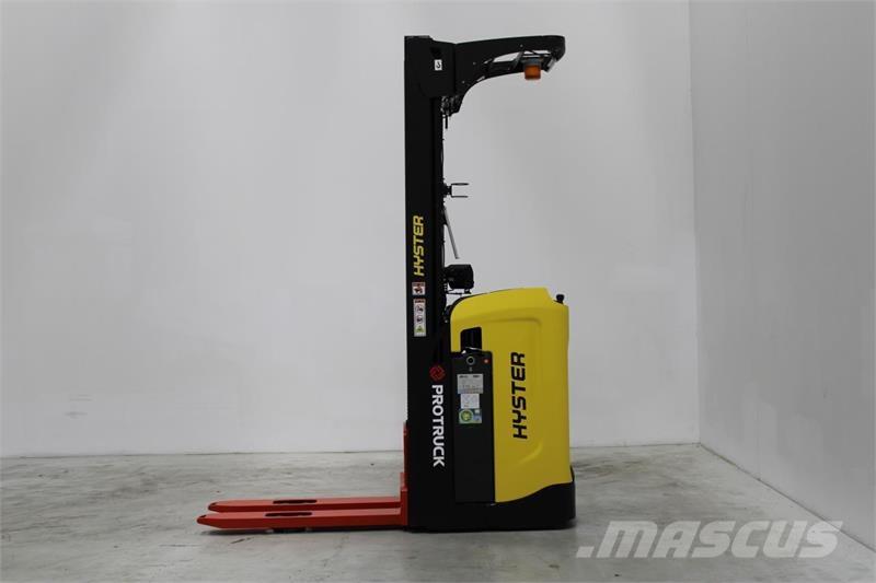 Hyster RS1.6 Zelfrijdende stapelaars