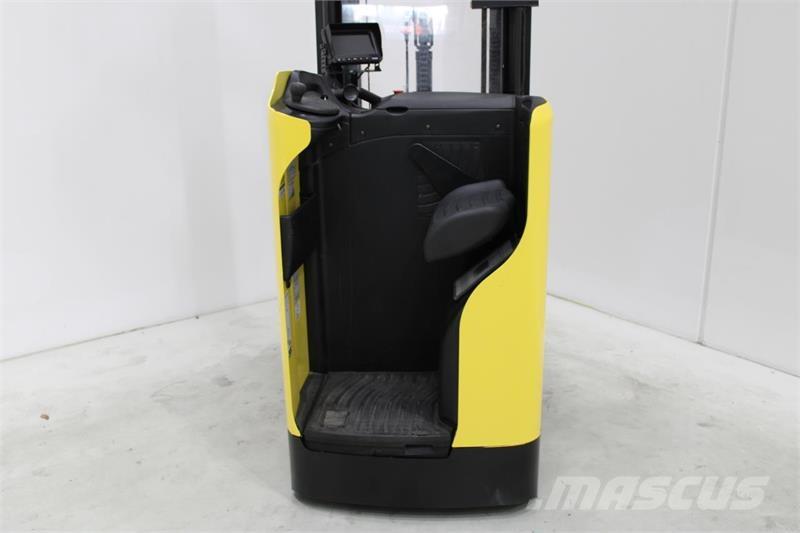 Hyster RS1.6 Zelfrijdende stapelaars