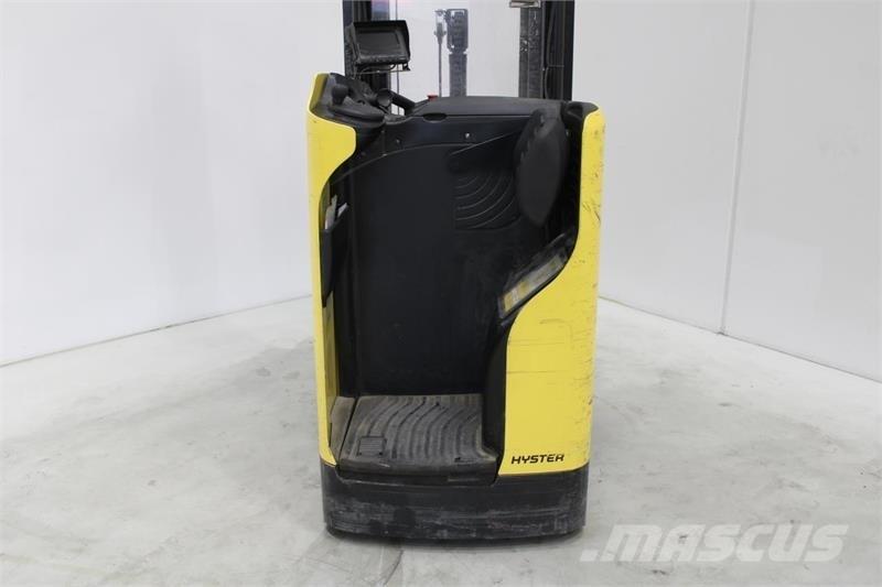 Hyster RS1.6 Zelfrijdende stapelaars