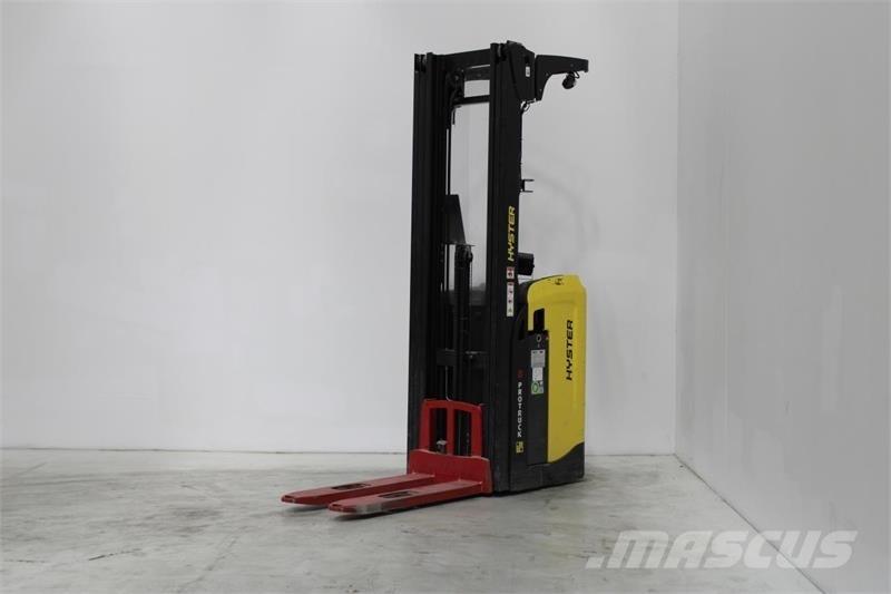 Hyster RS1.6 Zelfrijdende stapelaars