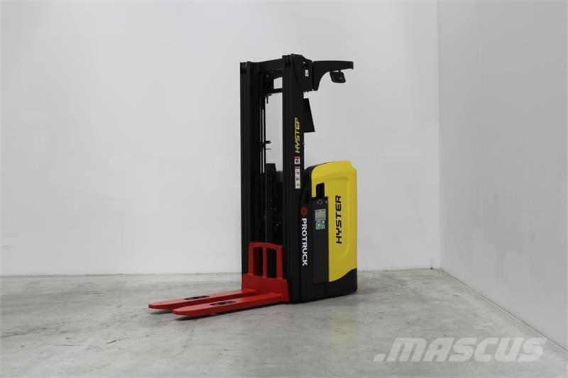 Hyster RS1.6 Zelfrijdende stapelaars