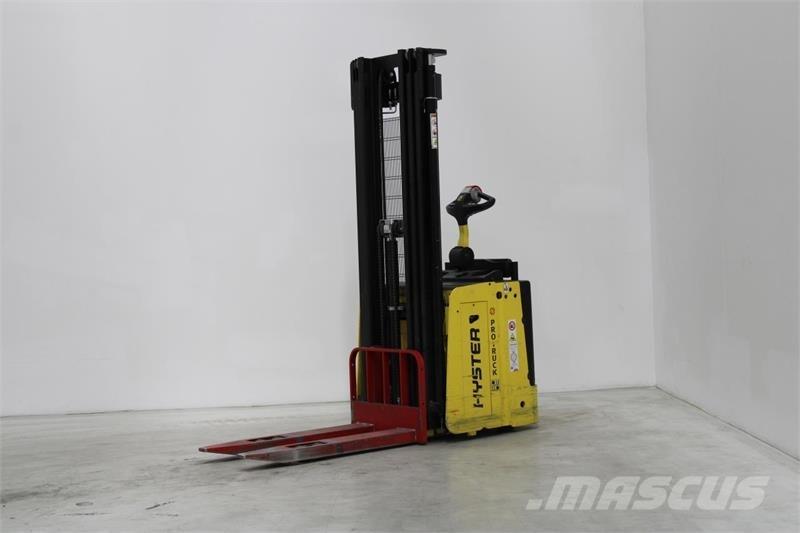 Hyster S1.5S Zelfrijdende stapelaars