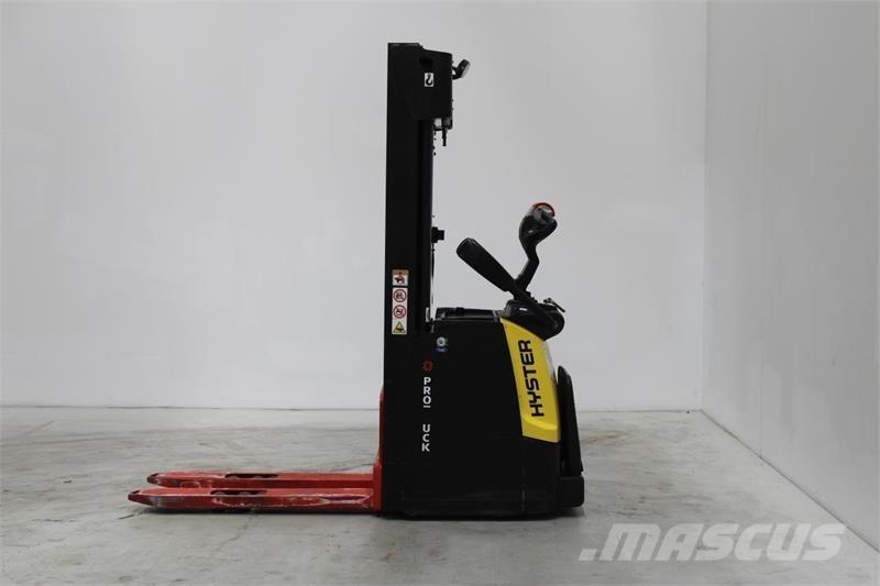 Hyster S1.6S Zelfrijdende stapelaars