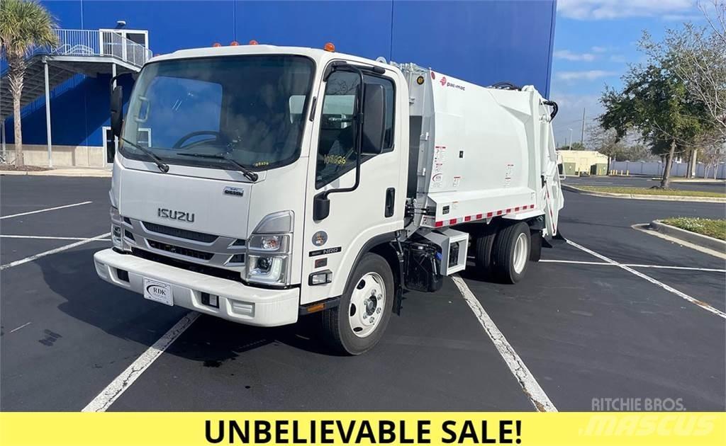 Isuzu NRR Vuilniswagens
