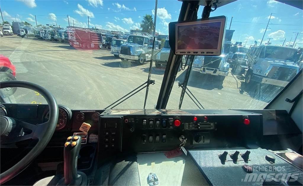 Mack LEU600 Vuilniswagens