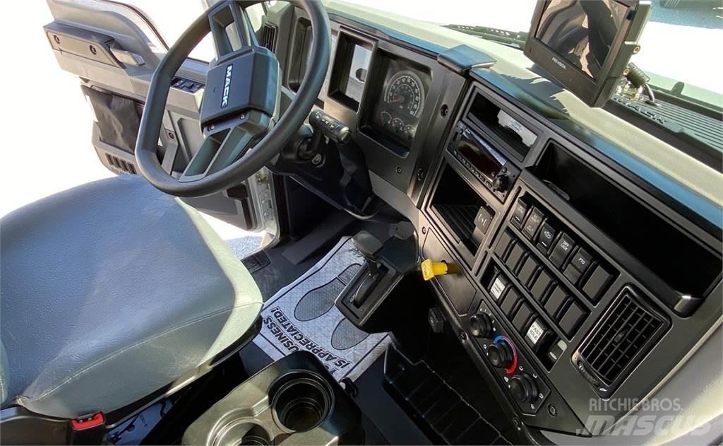 Mack MD6 Vuilniswagens