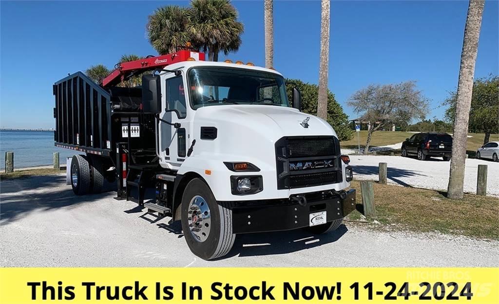 Mack MD7 Grijpers