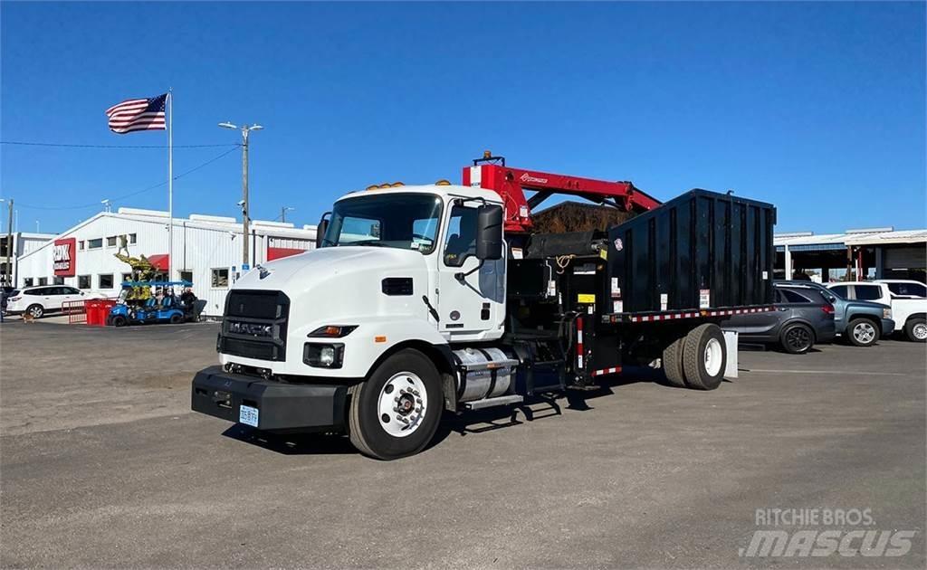 Mack MD7 Grijpers