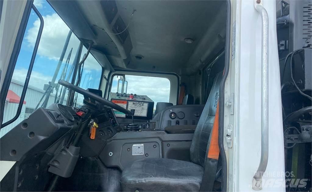 Mack MRU Vuilniswagens