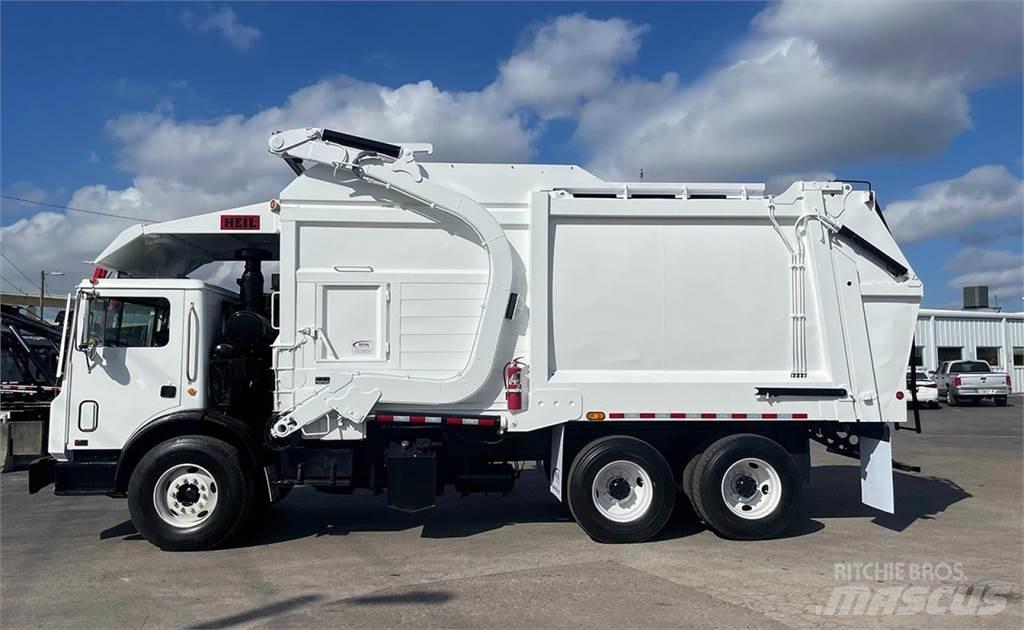 Mack MRU613 Vuilniswagens