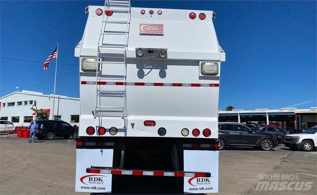 Mack MRU613 Vuilniswagens