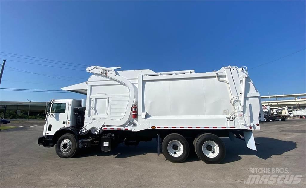 Mack MRU618 Vuilniswagens