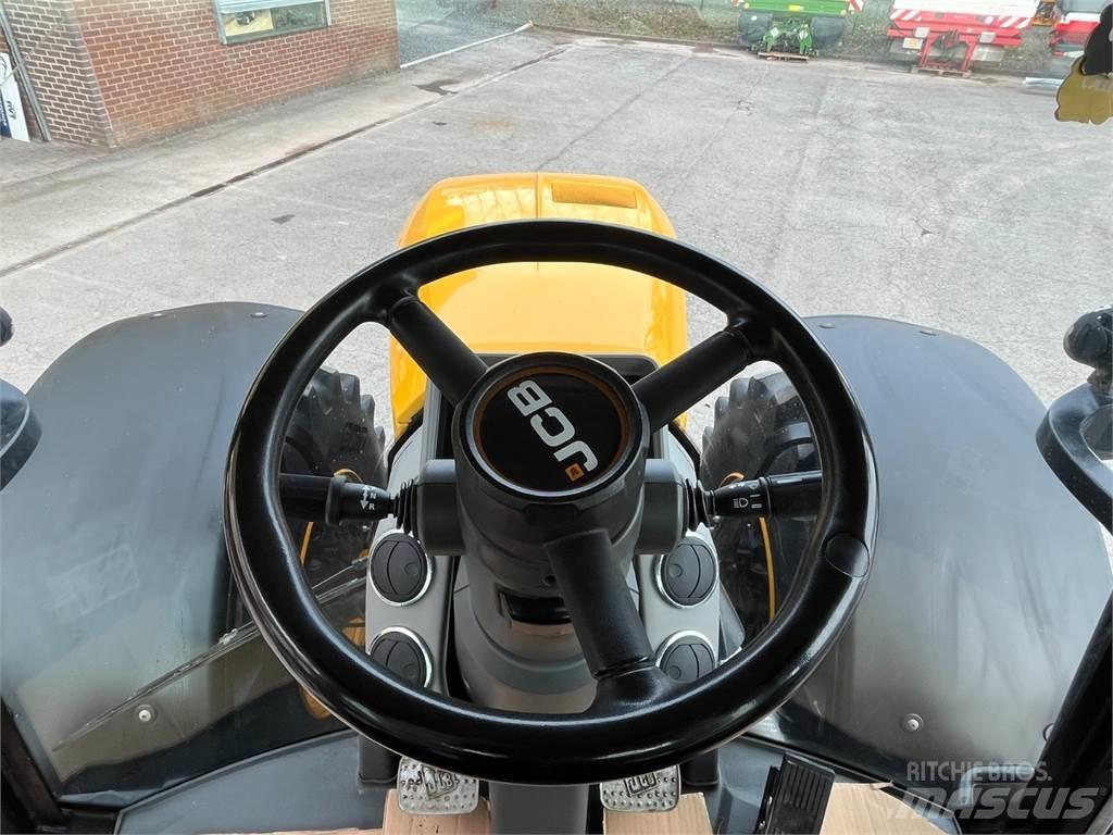 JCB 4220 Tractoren