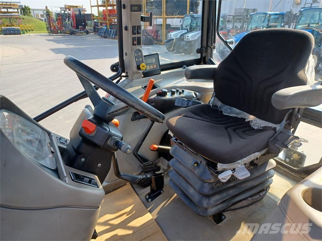 CASE JXU90 Tractoren