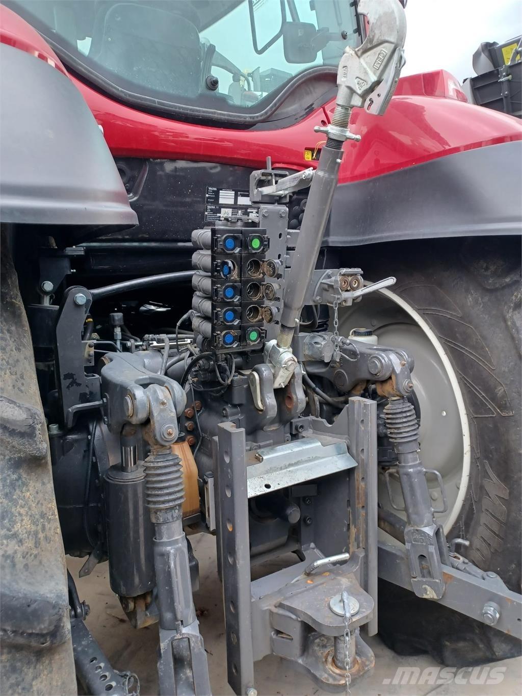 Valtra T 214 Tractoren