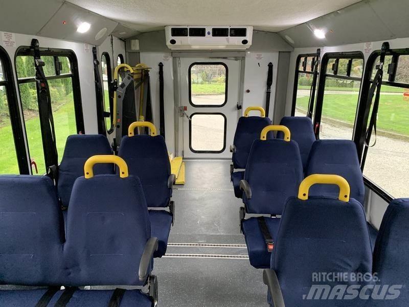 Chevrolet Express Minibussen