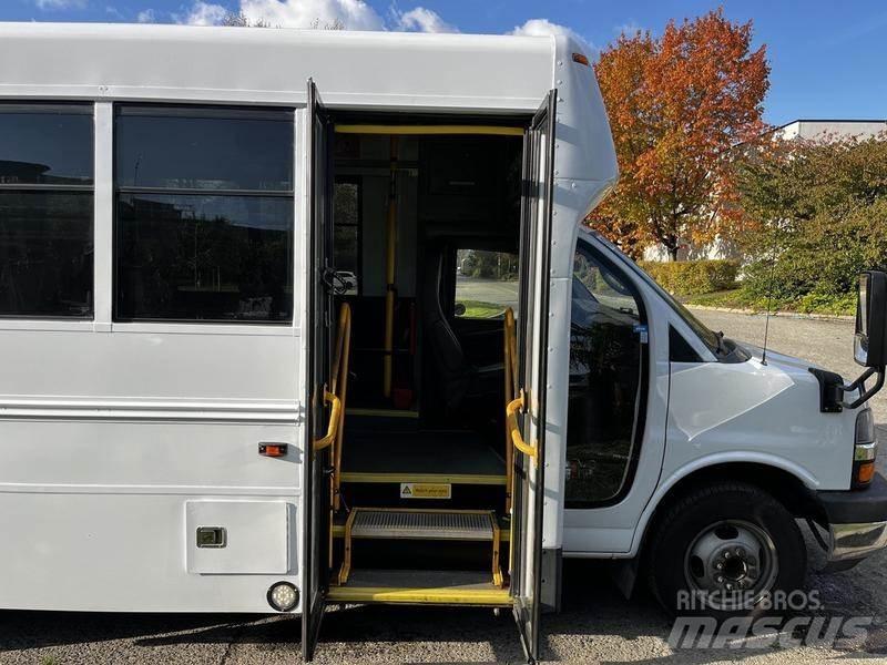 Chevrolet Express Minibussen