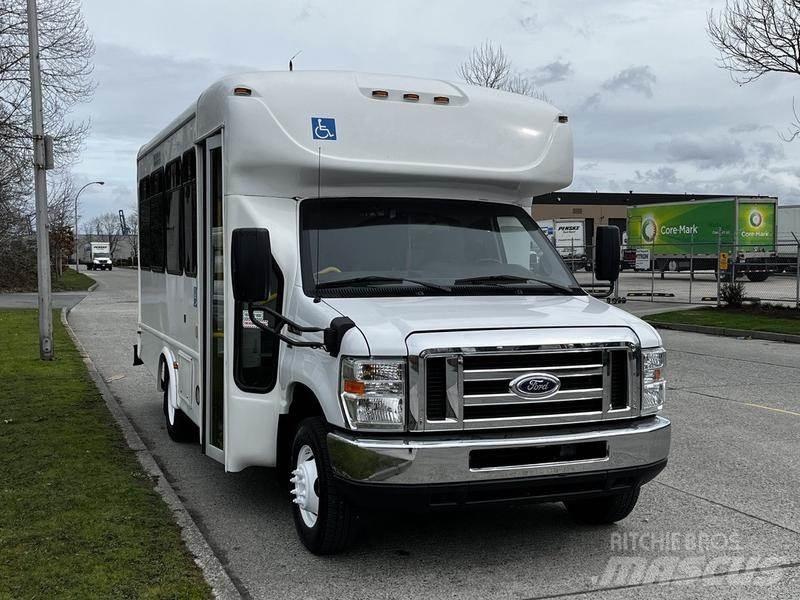 Ford Econoline Minibussen