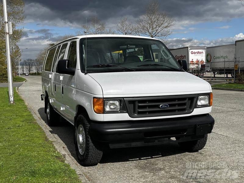 Ford Econoline Auto's