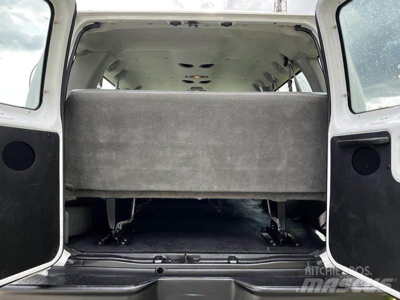 Ford Econoline Auto's