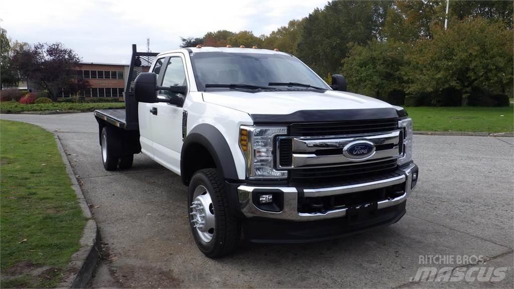 Ford F-550 Platte bakwagens