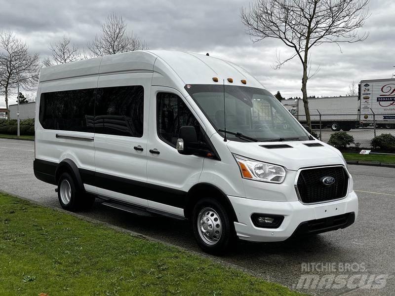 Ford Transit Auto's