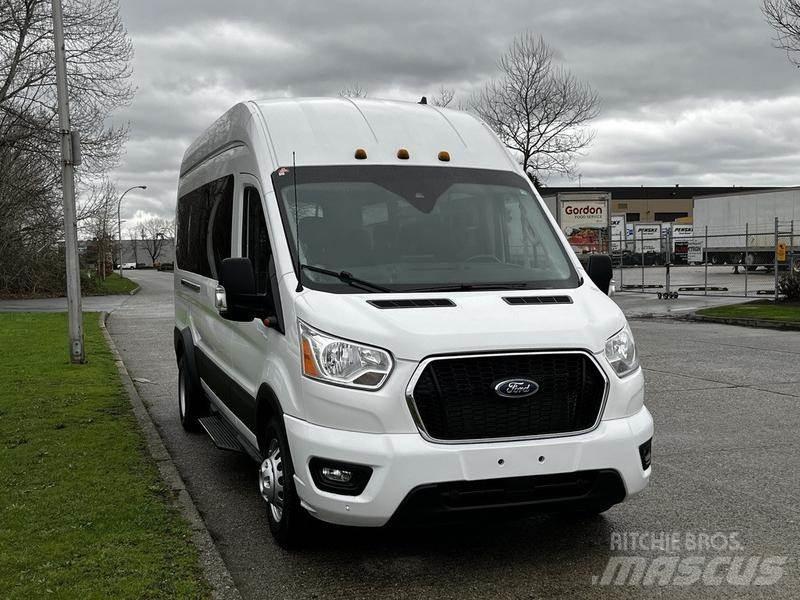 Ford Transit Auto's