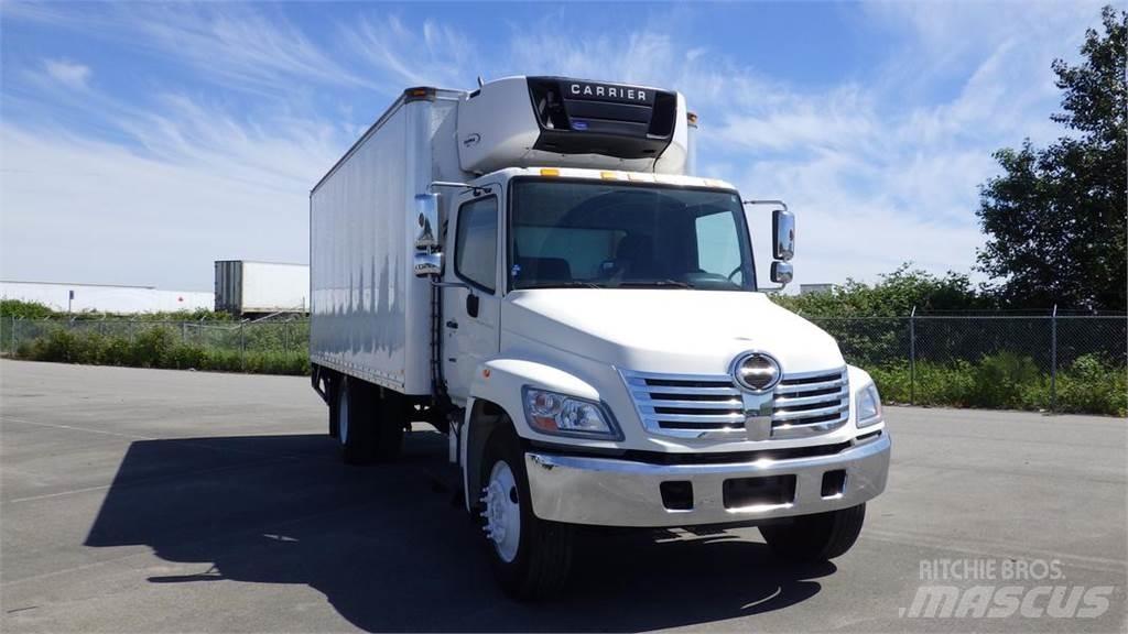 Hino 268 Gesloten bedrijfswagens