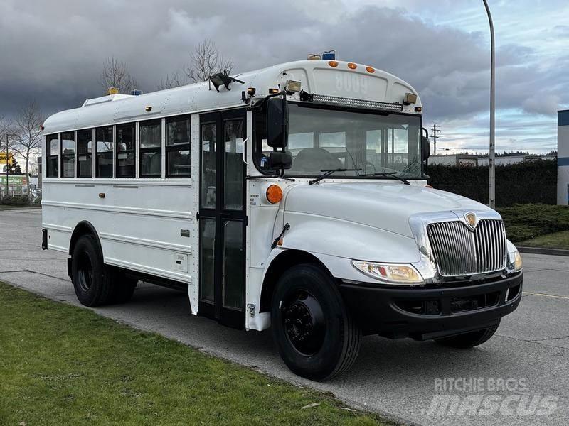 International 4200 Minibussen
