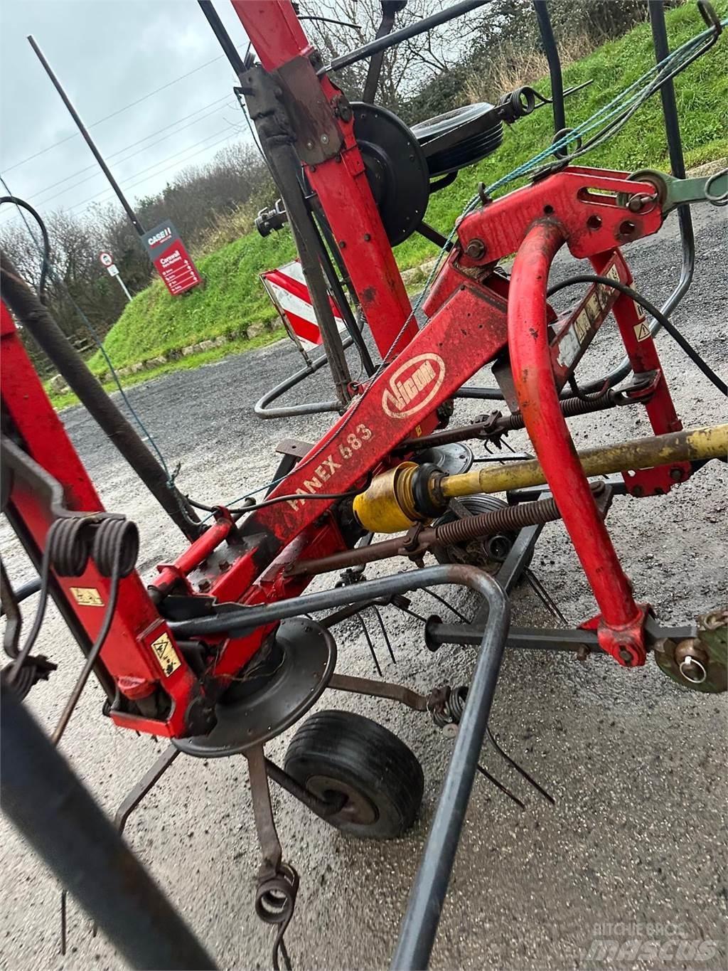 Vicon 683 Schudders