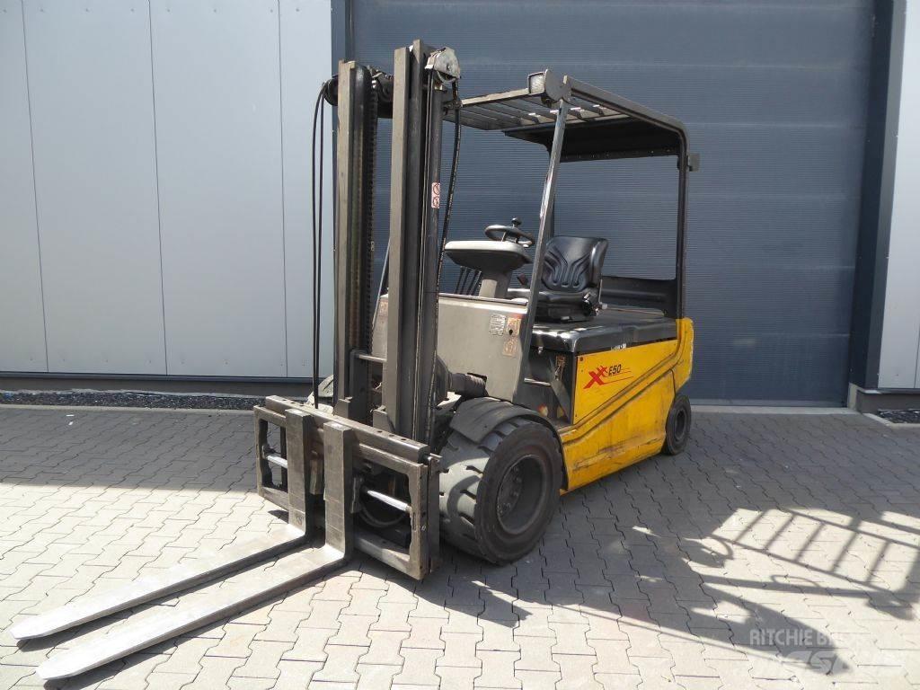 OM XE50 Elektrische heftrucks