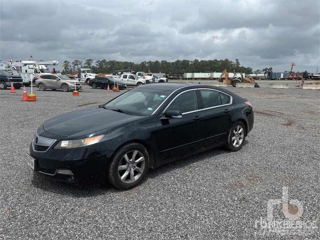 Acura TL Auto's