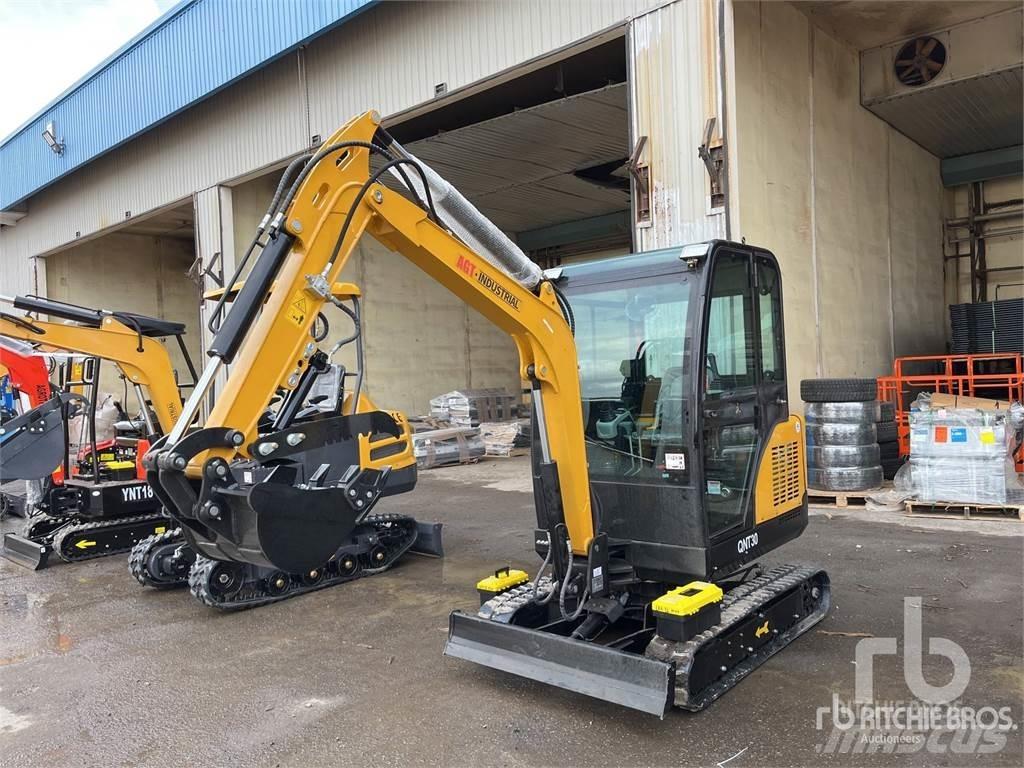 AGT QNT30 Minigraafmachines < 7t