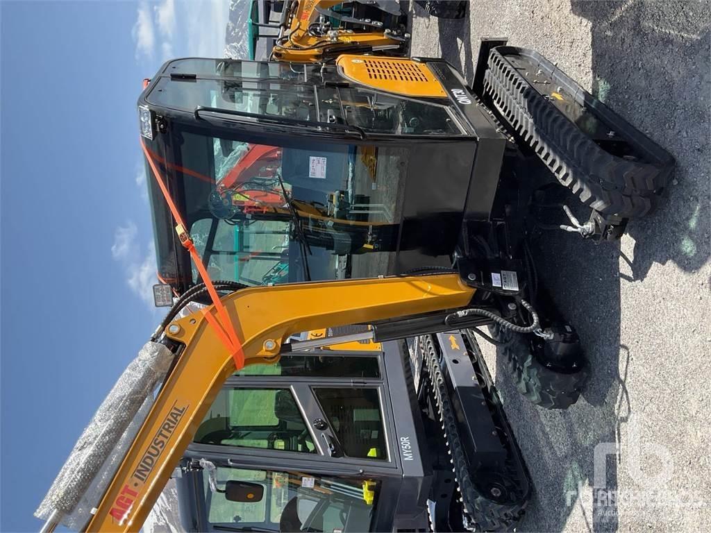 AGT QNT30 Minigraafmachines < 7t