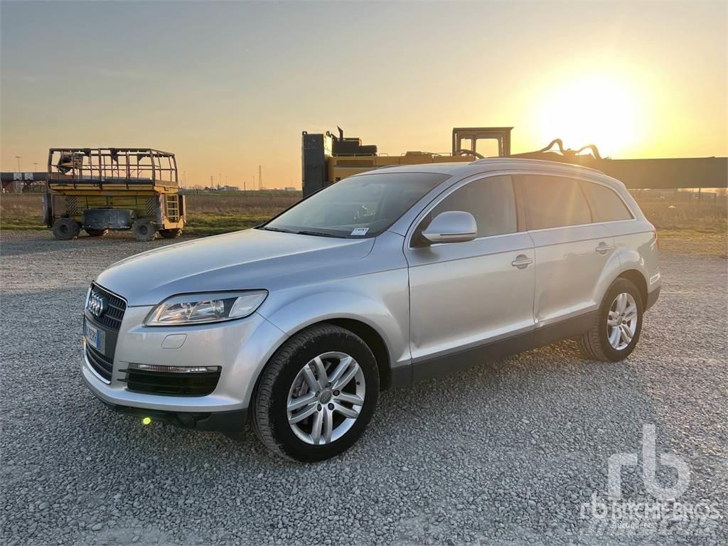 Audi Q7 Auto's