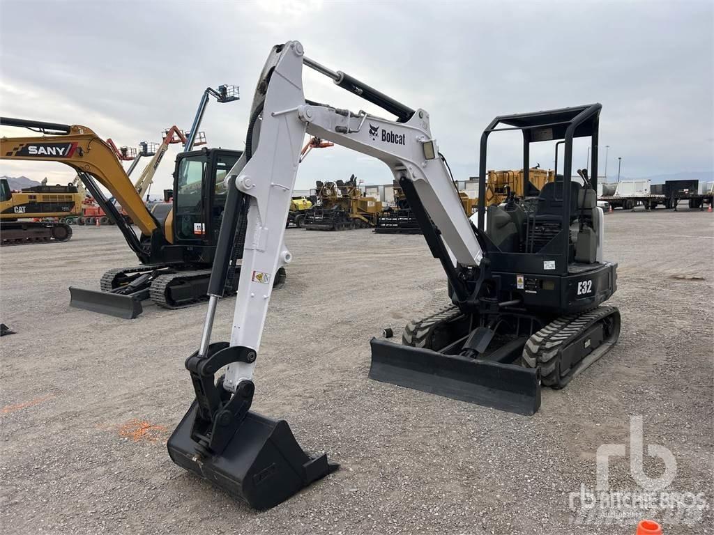 Bobcat E32 Minigraafmachines < 7t