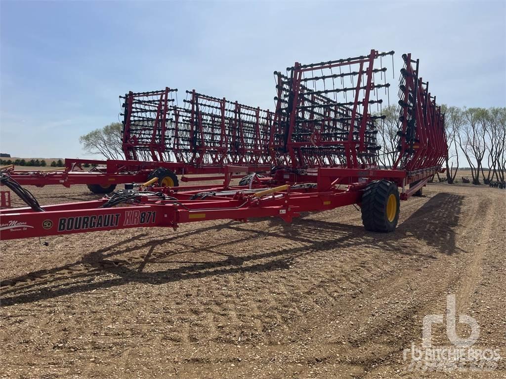 Bourgault XR871 Eggen