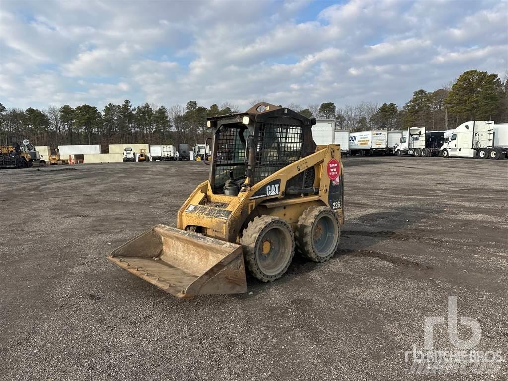 CAT 226 Schrankladers