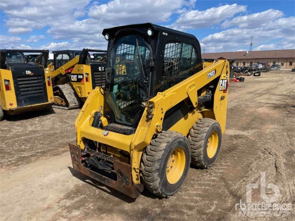 CAT 226D3 Schrankladers