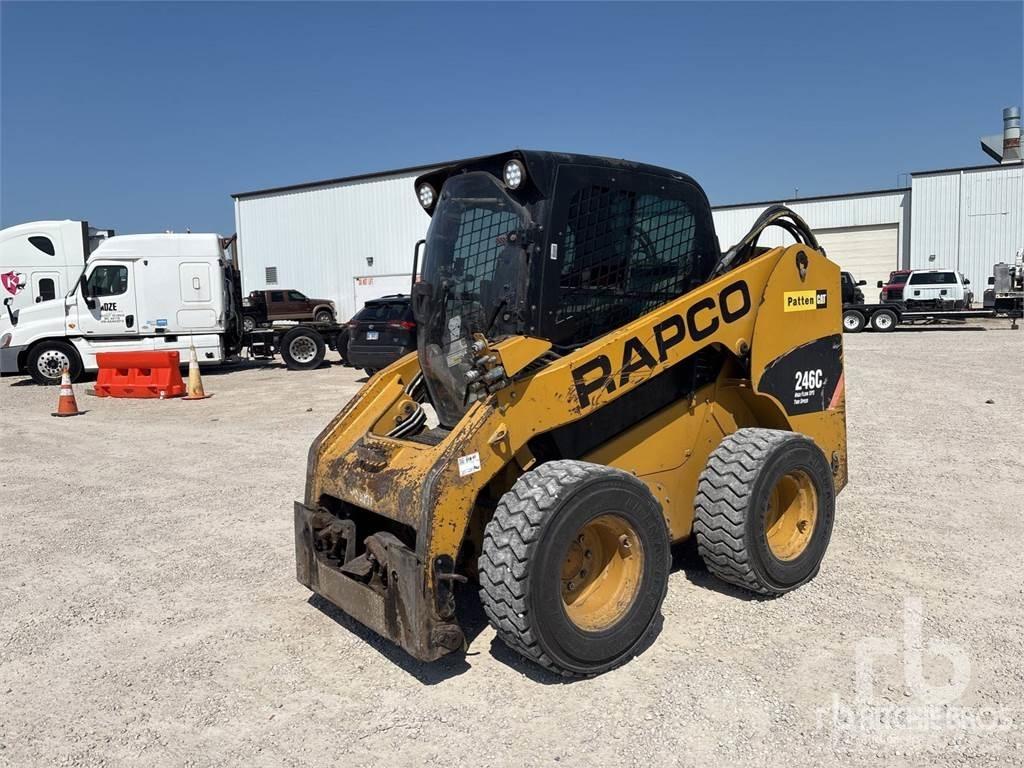 CAT 246C Schrankladers