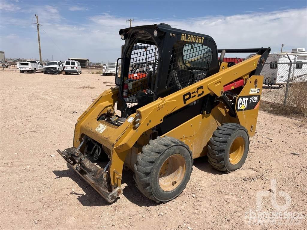 CAT 272D2 Schrankladers